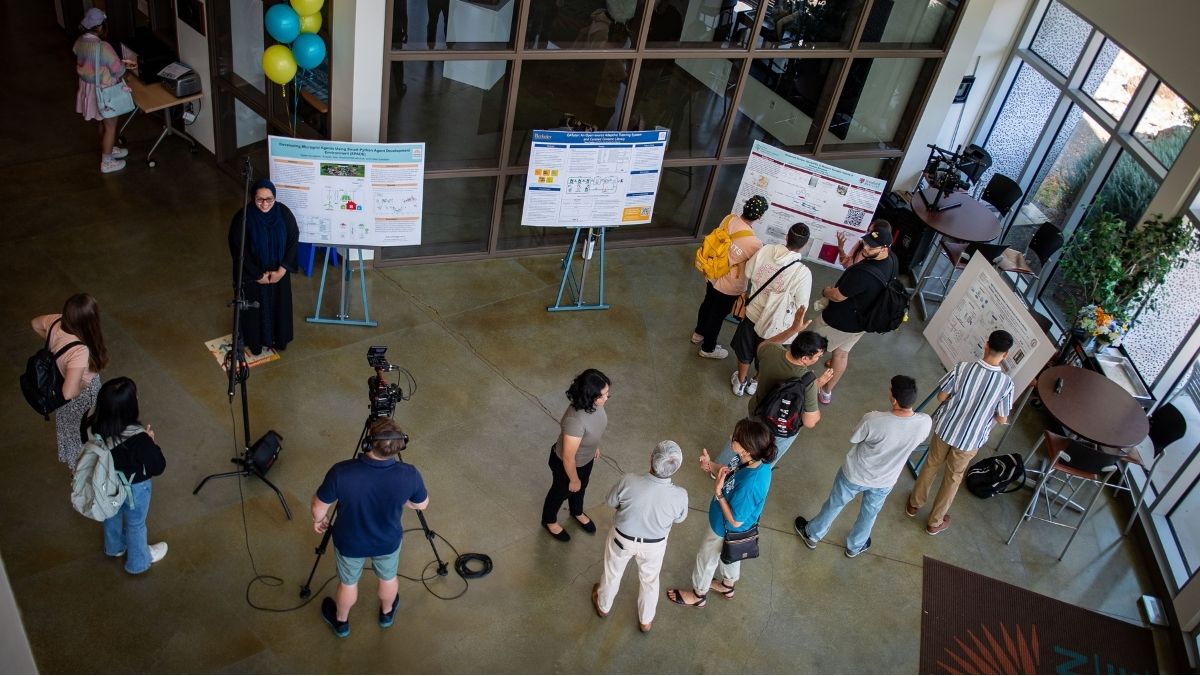 Mission College Students giving presentation